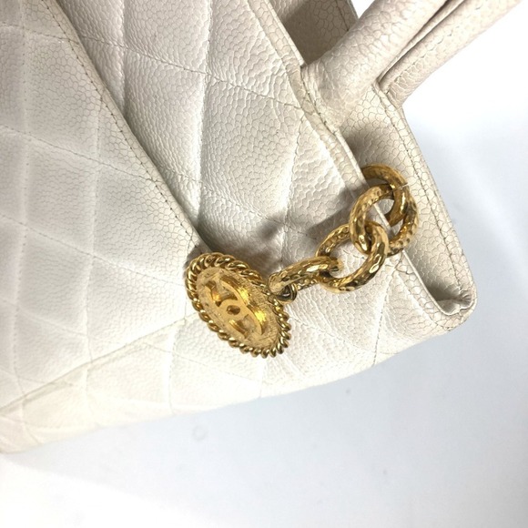 CHANEL White Caviar Leather Logo Shoulder Bag - Picture 12 of 16